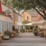 Sanary : un village authentique au charme provençal pour vivre ou investir